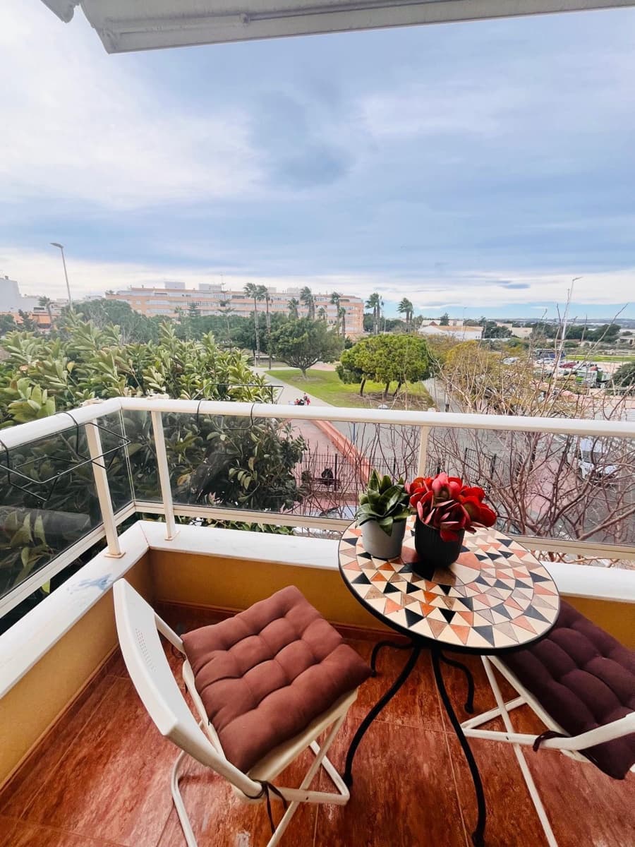 1 sovrum Lägenhet till salu i Torrevieja - 139 000 € (Ref: 9682545)