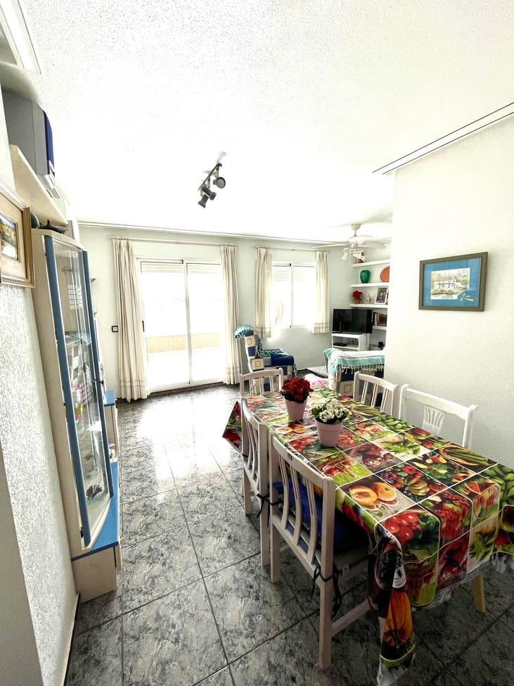 3 bedroom Penthouse for sale in Torrevieja - € 194,000 (Ref: 9682548)
