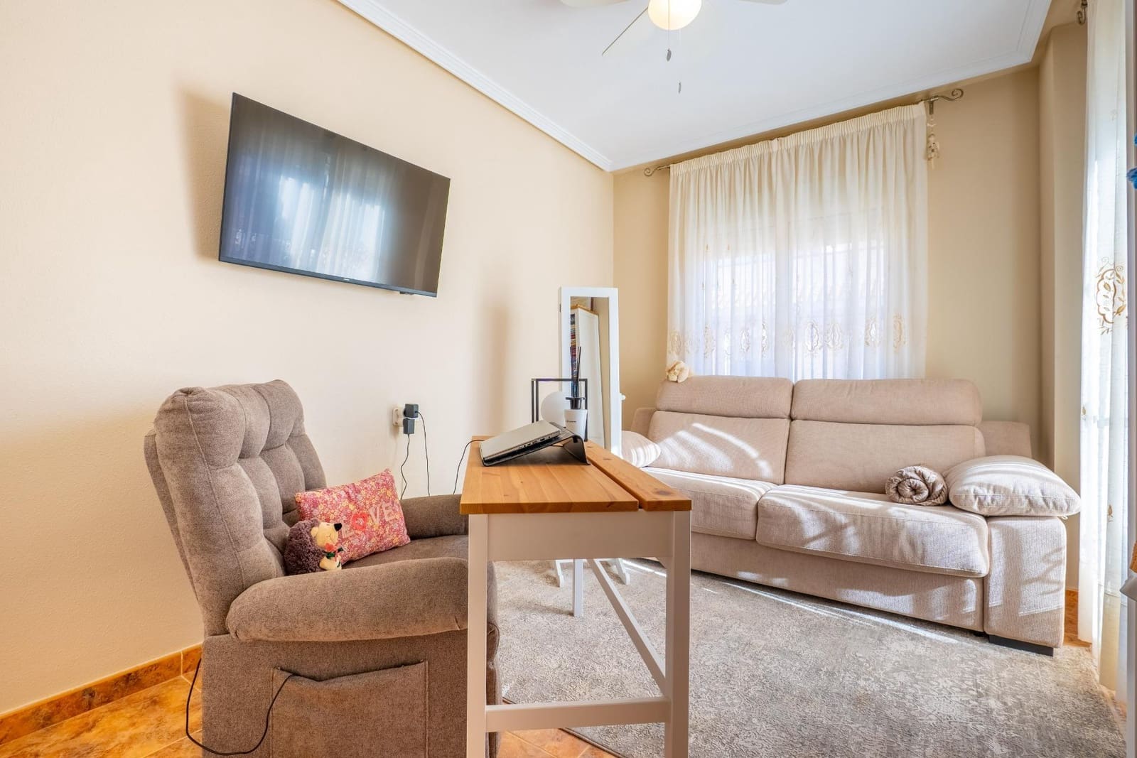 Apartamento de 2 habitaciones en Orihuela Costa en venta con piscina - 250.000 € (Ref: 9682553)