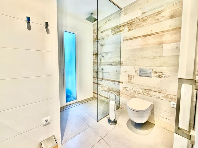 2 slaapkamer Appartement te koop in Las Colinas Golf, Orihuela met zwembad - € 415.000 (Ref: 9682556)