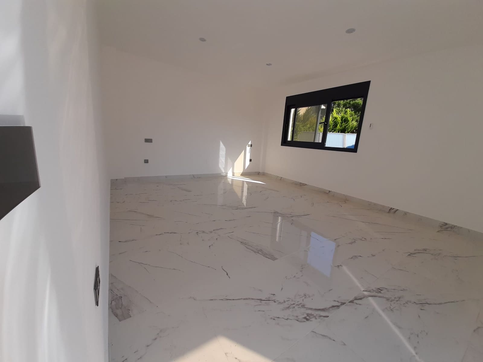 4 sypialnia Willa na sprzedaż w Campoamor z garażem - 985 000 € (Ref: 9682564)