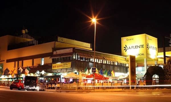 2 makuuhuone Kattohuoneisto myytävänä paikassa Filipinas - 148 000 € (Ref: 9682573)