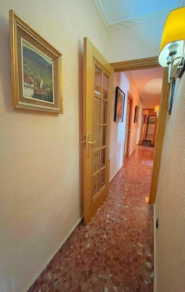 Apartamento de 4 habitaciones en Torrevieja en venta - 475.000 € (Ref: 9682574)