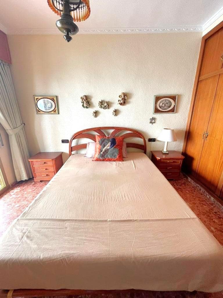 Apartamento de 4 habitaciones en Torrevieja en venta - 475.000 € (Ref: 9682574)