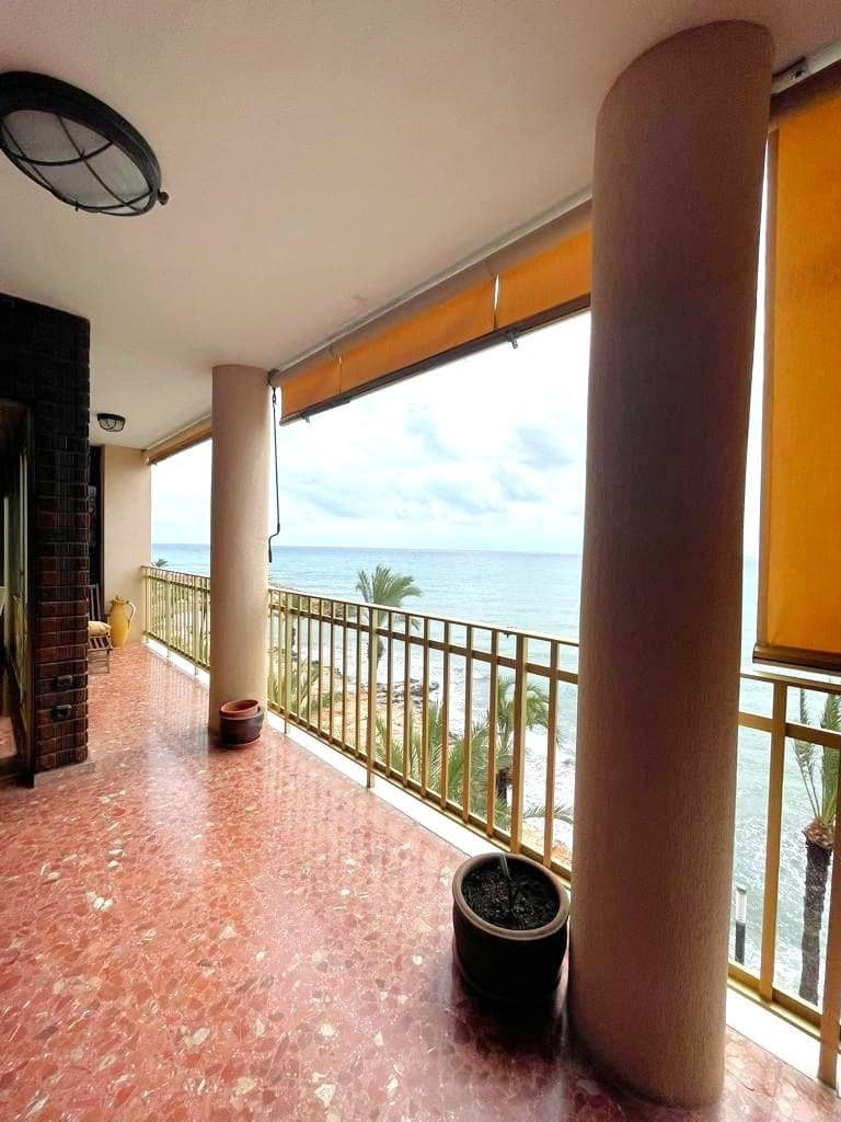 4 bedroom Apartment for sale in Torrevieja - € 475,000 (Ref: 9682574)