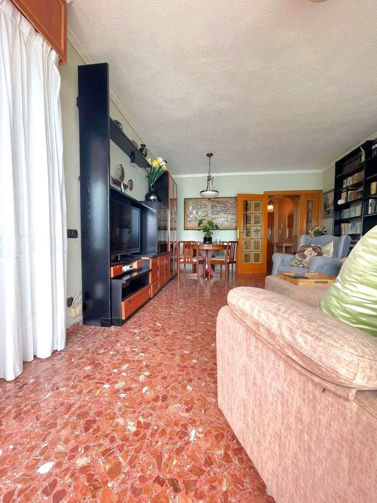 4 bedroom Apartment for sale in Torrevieja - € 475,000 (Ref: 9682574)