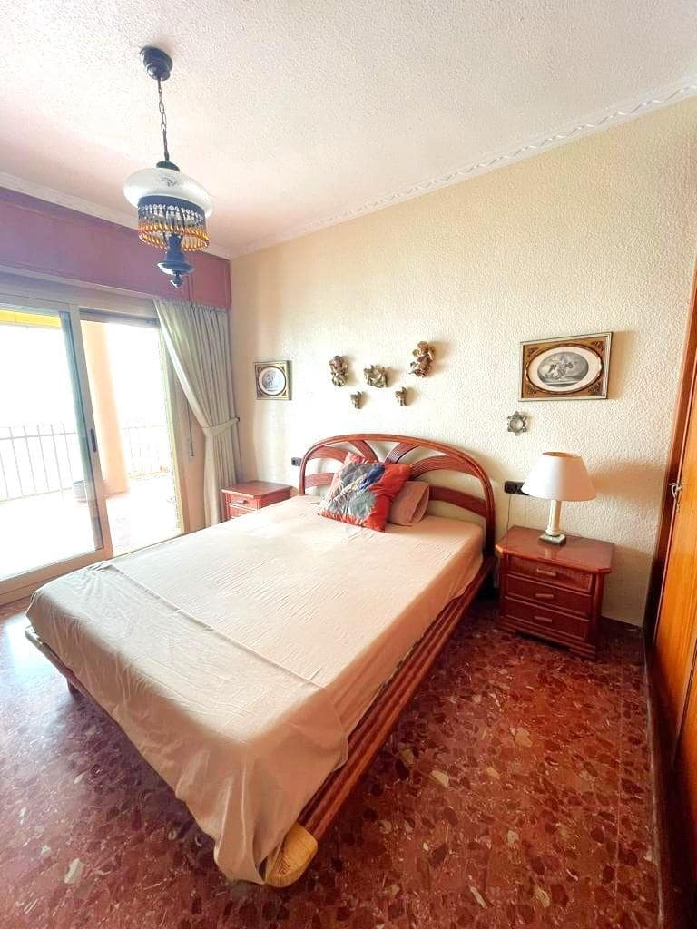 4 bedroom Apartment for sale in Torrevieja - € 475,000 (Ref: 9682574)