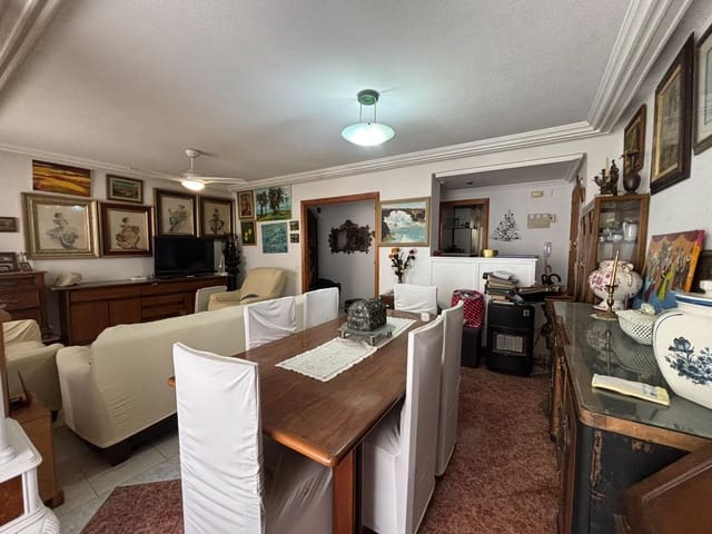 2 quarto Apartamento para venda em Torrevieja - 234 000 € (Ref: 9682582)