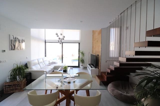 3 soverom Villa til salgs i Lomas de Cabo Roig - Los Dolses, Orihuela - € 450 000 (Ref: 9682584)