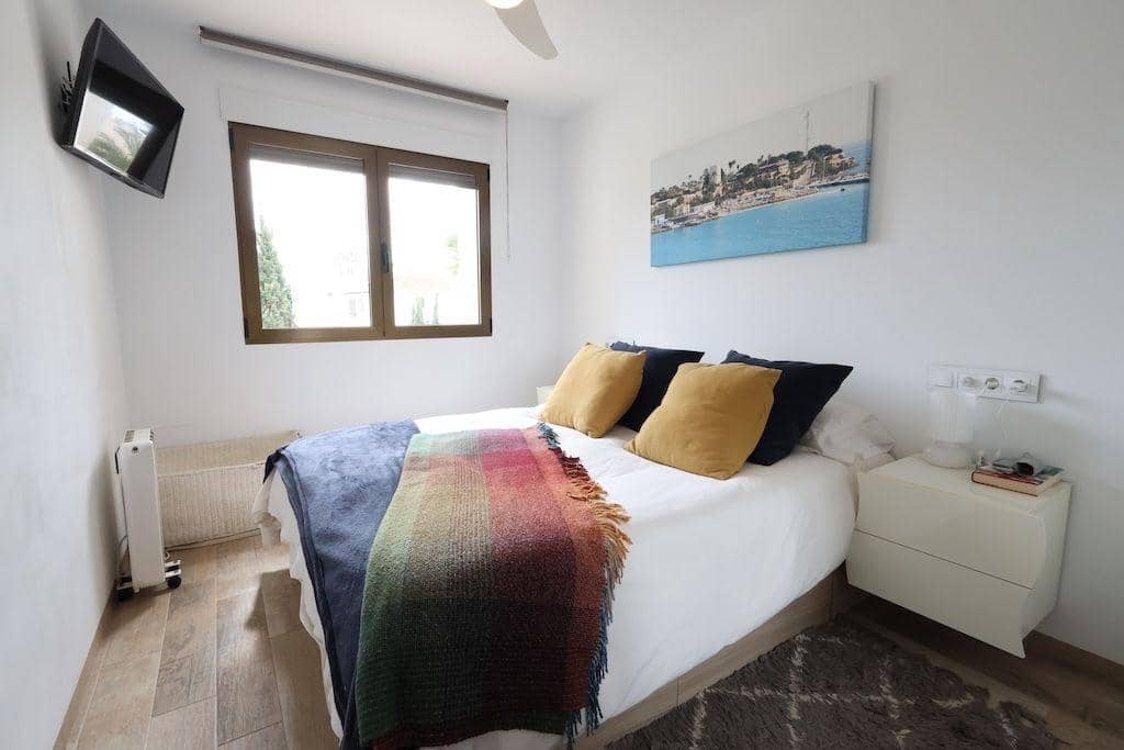 Apartamento de 4 habitaciones en Cabo Roig en venta - 330.000 € (Ref: 9682585)