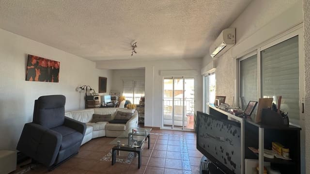 Apartamento de 3 habitaciones en Torrevieja en venta - 249.900 € (Ref: 9682596)