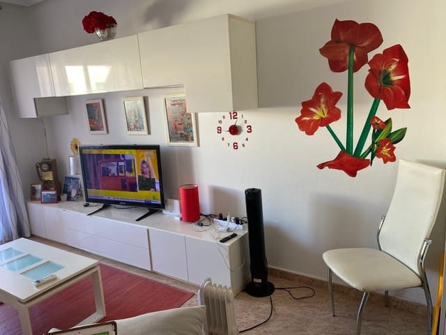 Ático de 3 habitaciones en Torrevieja en venta - 195.000 € (Ref: 9682597)