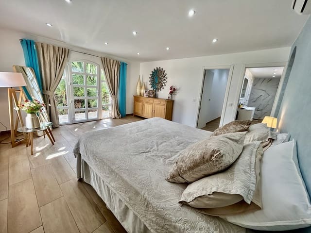 6 camera da letto Villa in vendita in Cabo Roig, Orihuela con garage - 799.000 € (Rif: 9682602)