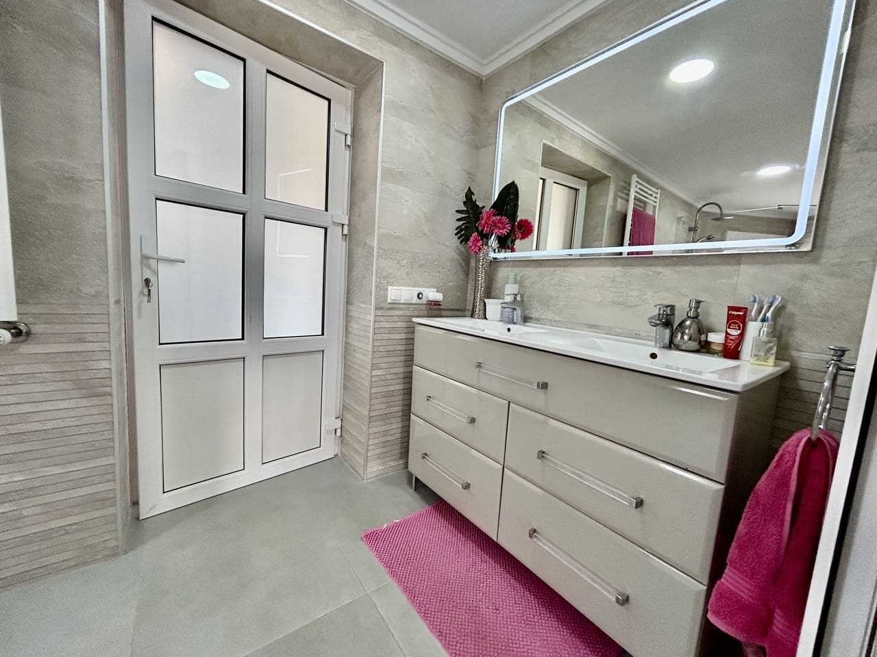 6 soverom Villa til salgs i Cabo Roig med garasje - € 799 000 (Ref: 9682602)