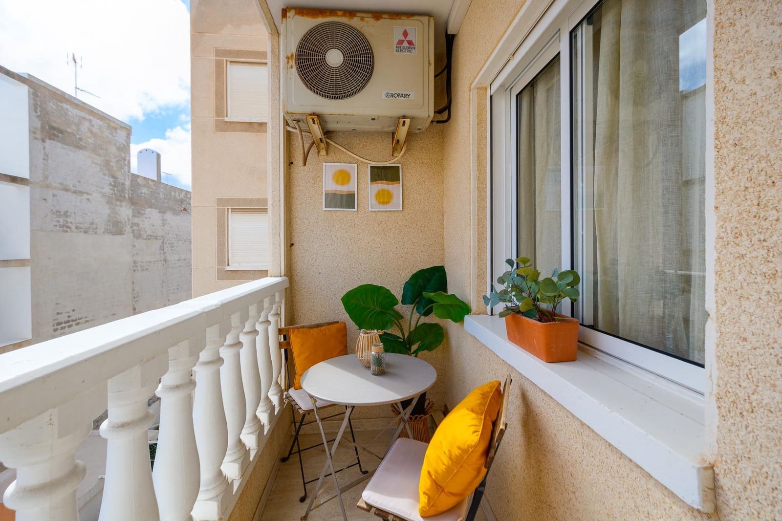 1 quarto Apartamento para venda em Torrevieja com piscina - 149 000 € (Ref: 9682604)