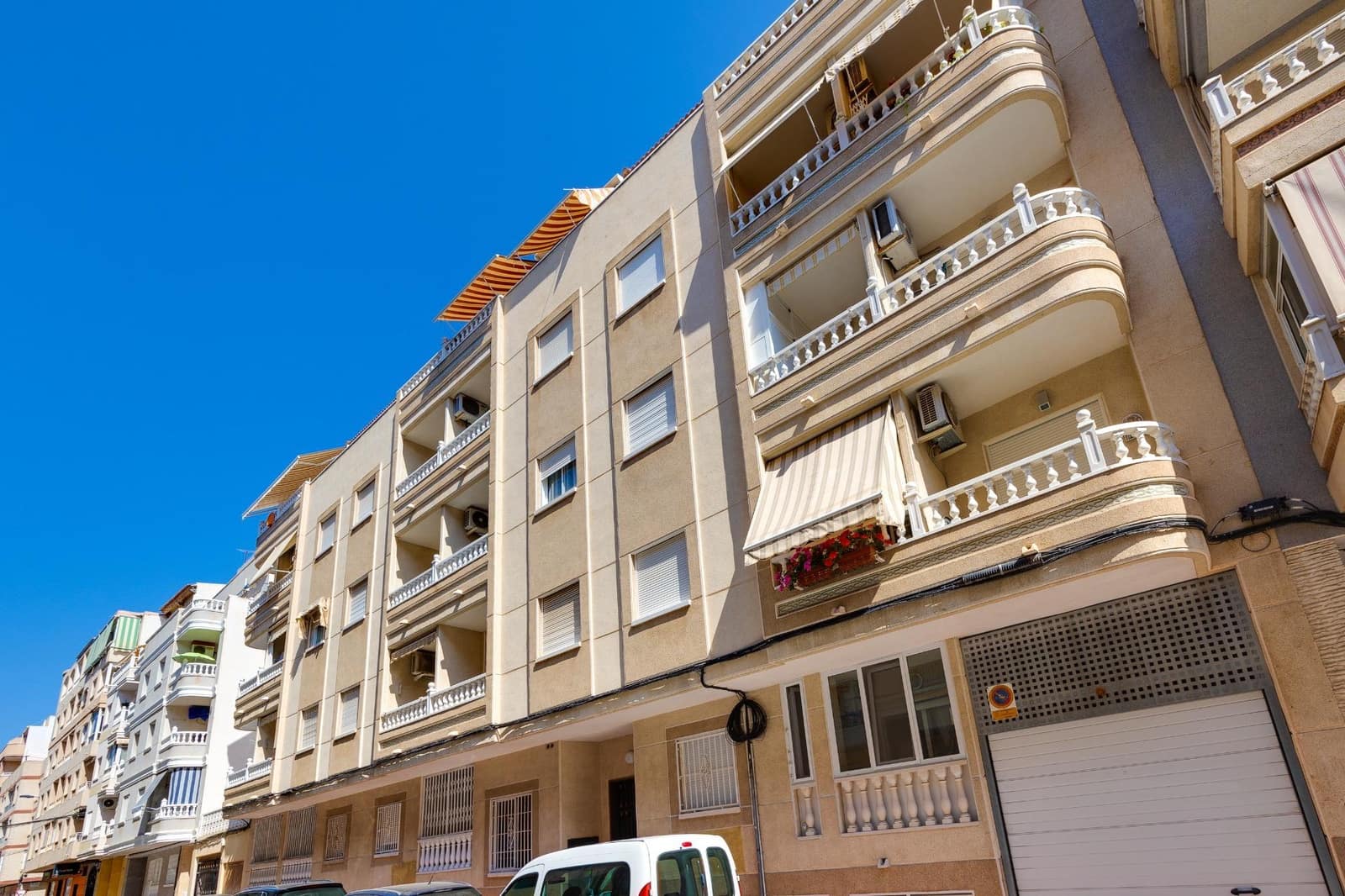 1 quarto Apartamento para venda em Torrevieja com piscina - 149 000 € (Ref: 9682604)