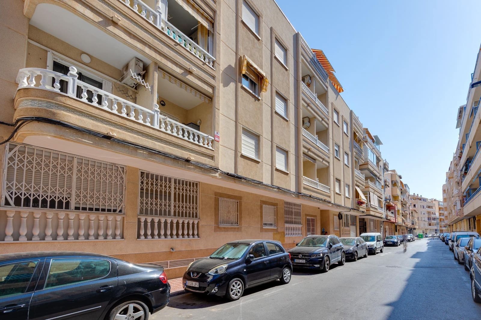1 Zimmer Apartment zu verkaufen in Torrevieja mit Pool - 137.500 € (Ref: 9682604)