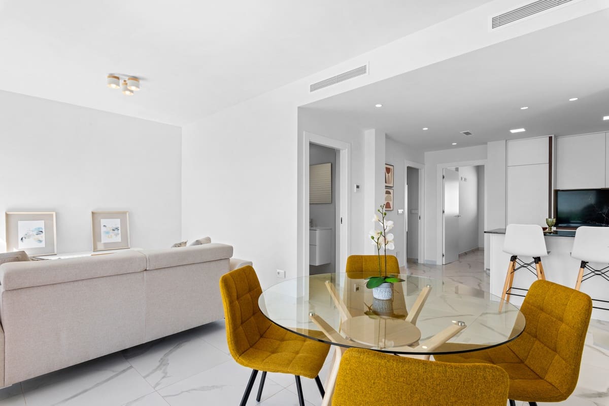 2 sypialnia Bungalow na sprzedaż w San Miguel de Salinas z basenem - 375 000 € (Ref: 9686599)