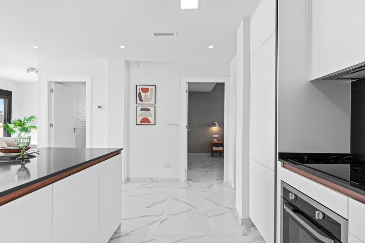 2 sypialnia Bungalow na sprzedaż w San Miguel de Salinas z basenem - 375 000 € (Ref: 9686599)