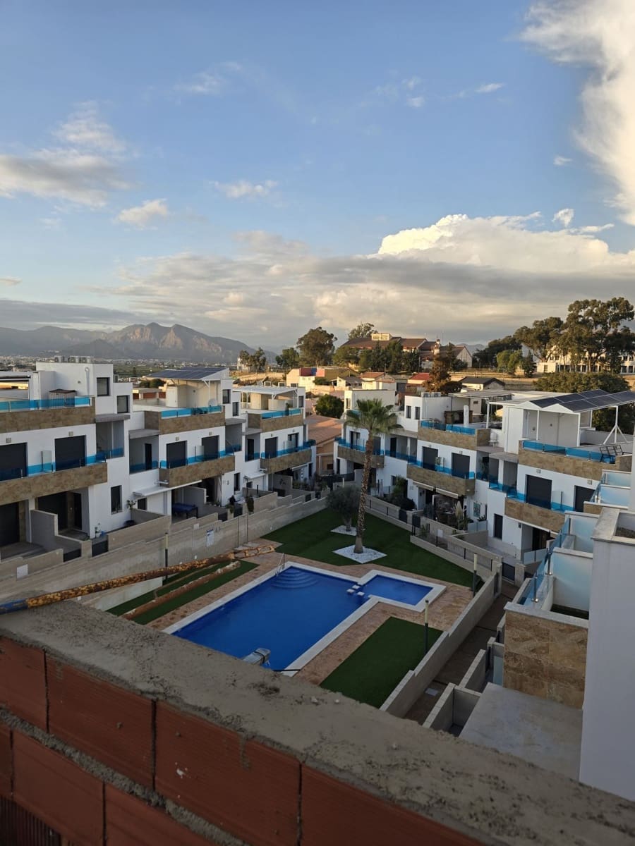 3 quarto Moradia em Banda para venda em Bigastro com piscina garagem - 250 000 € (Ref: 9686622)