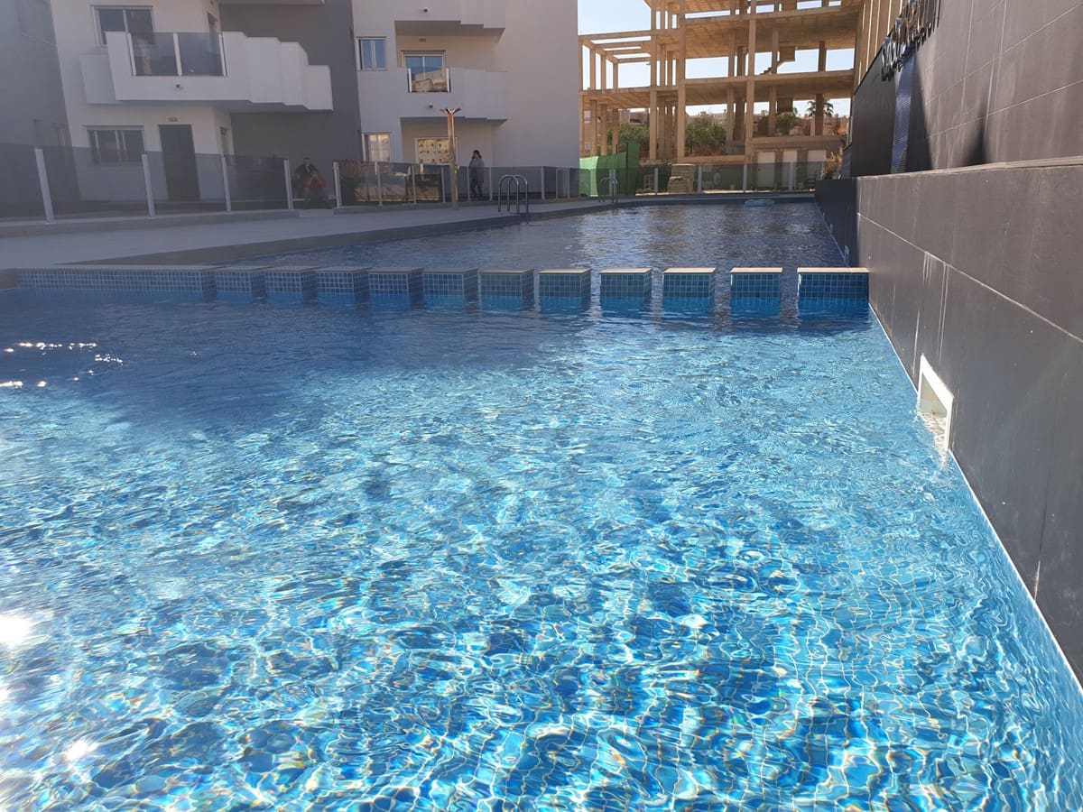 Apartamento de 2 habitaciones en Filipinas en venta con piscina garaje - 255.000 € (Ref: 9686627)