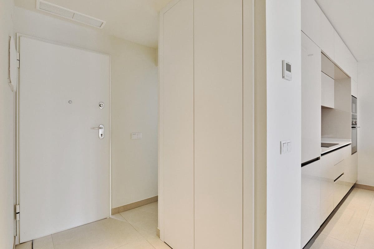 2 Zimmer Apartment zu verkaufen in La Veleta mit Pool Garage - 380.000 € (Ref: 9686629)