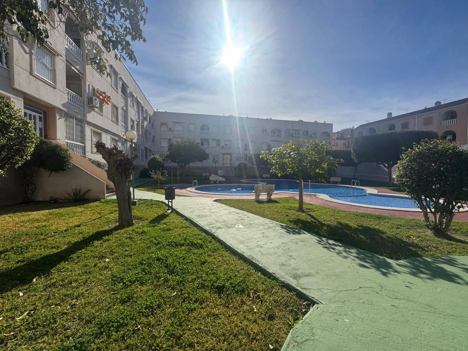 2 soverom Leilighet til salgs i Torrevieja - € 139 990 (Ref: 9690722)