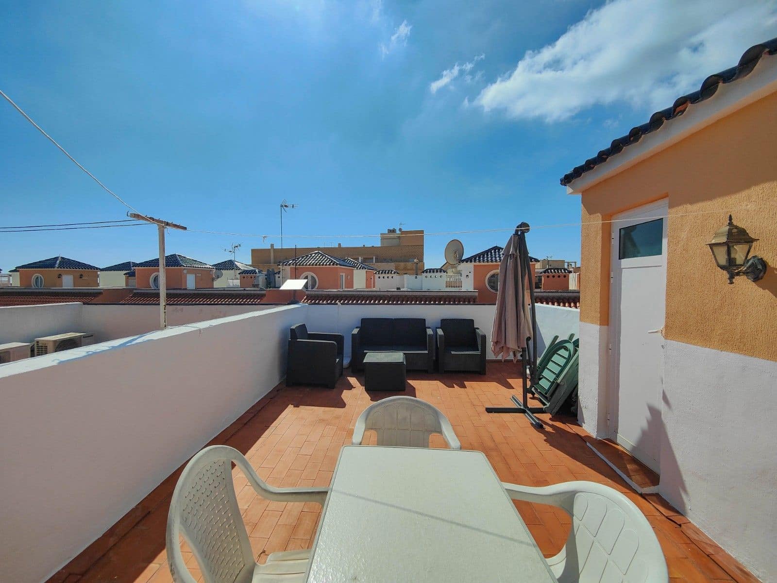 2 sovrum Takvåning till salu i Torrevieja - 215 000 € (Ref: 9690724)