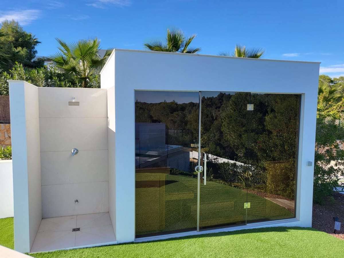 5 Zimmer Villa zu verkaufen in Las Colinas Golf mit Pool Garage - 1.450.000 € (Ref: 9690728)