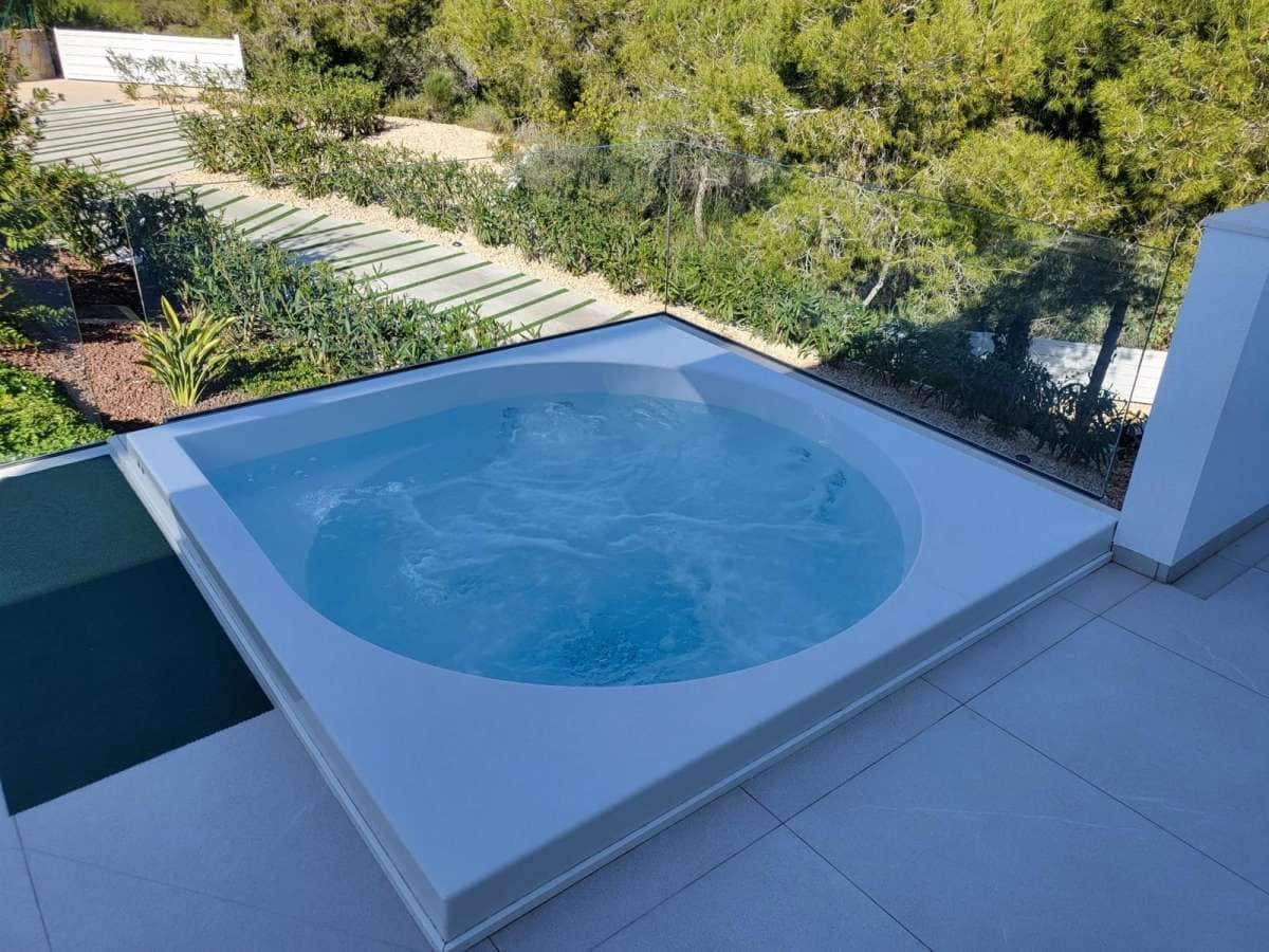 5 Zimmer Villa zu verkaufen in Las Colinas Golf mit Pool Garage - 1.450.000 € (Ref: 9690728)