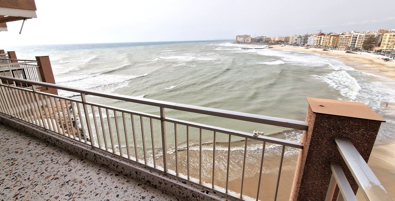 2 slaapkamer Appartement te koop in Torrevieja - € 319.995 (Ref: 9690735)