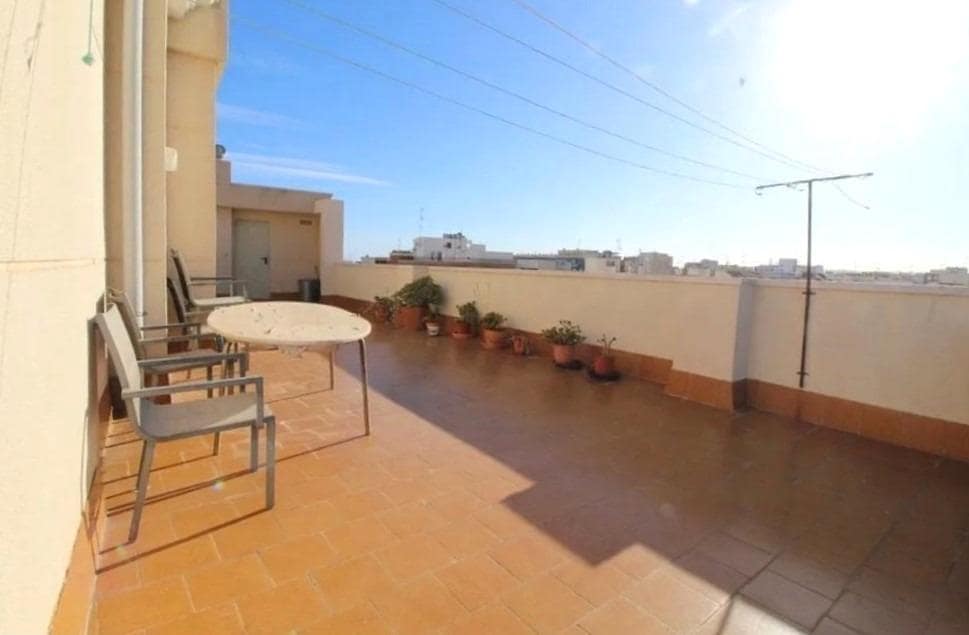 2 makuuhuone Huoneisto myytävänä paikassa Torrevieja - 139 900 € (Ref: 9690745)