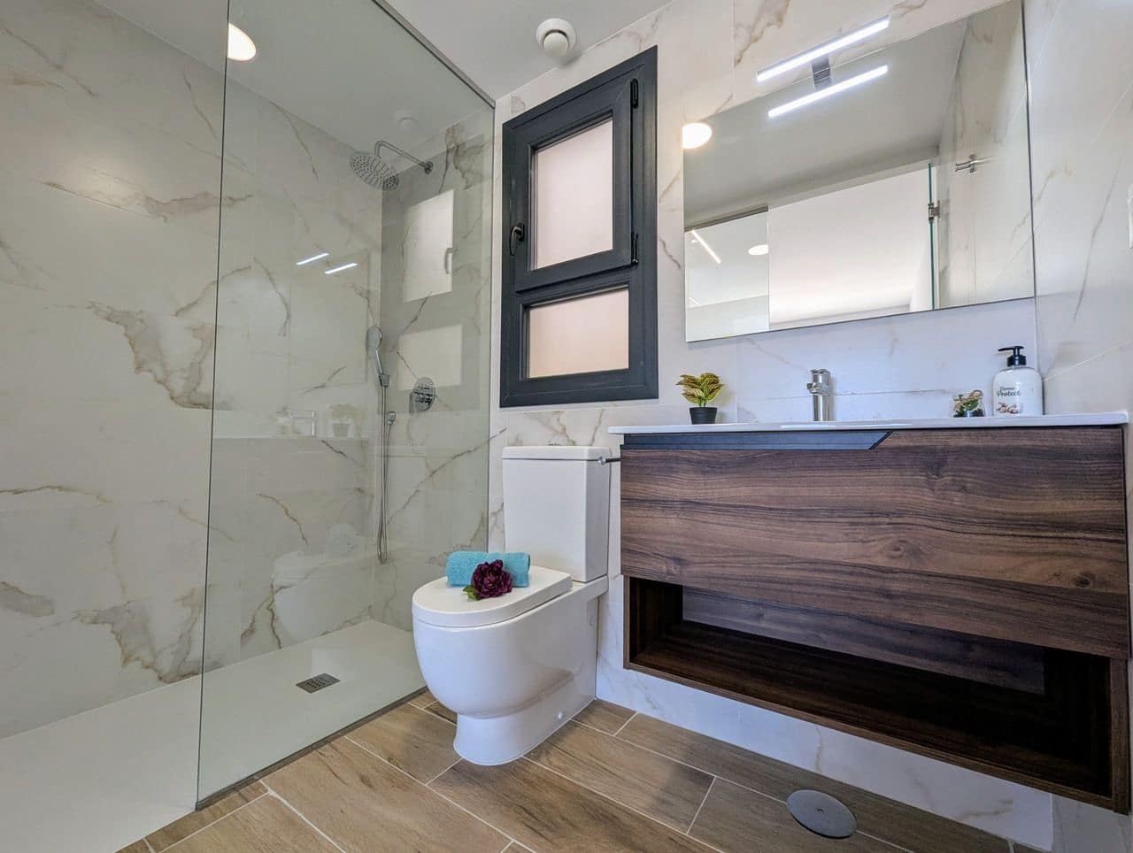 2 chambre Penthouse à vendre à Filipinas - 299 000 € (Ref: 9690753)