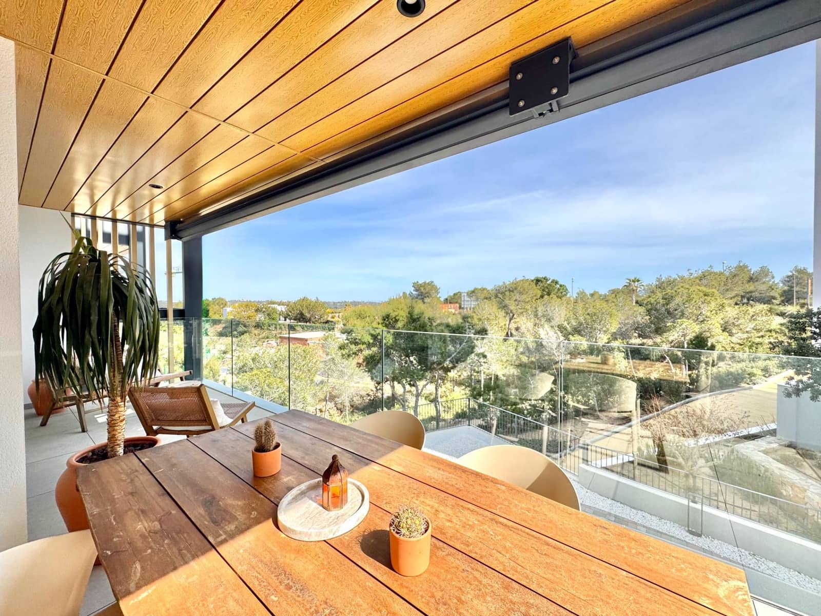 2 soverom Leilighet til salgs i Las Colinas Golf med svømmebasseng - € 395 000 (Ref: 9690759)