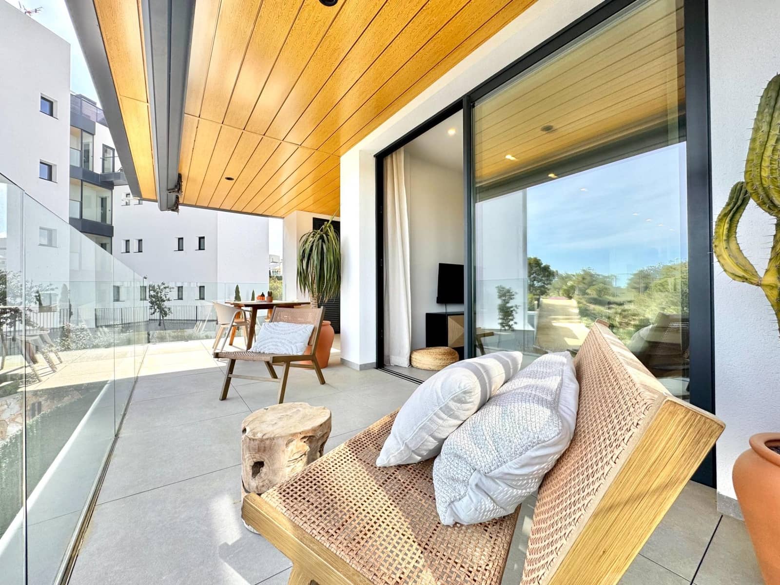 2 soverom Leilighet til salgs i Las Colinas Golf med svømmebasseng - € 395 000 (Ref: 9690759)