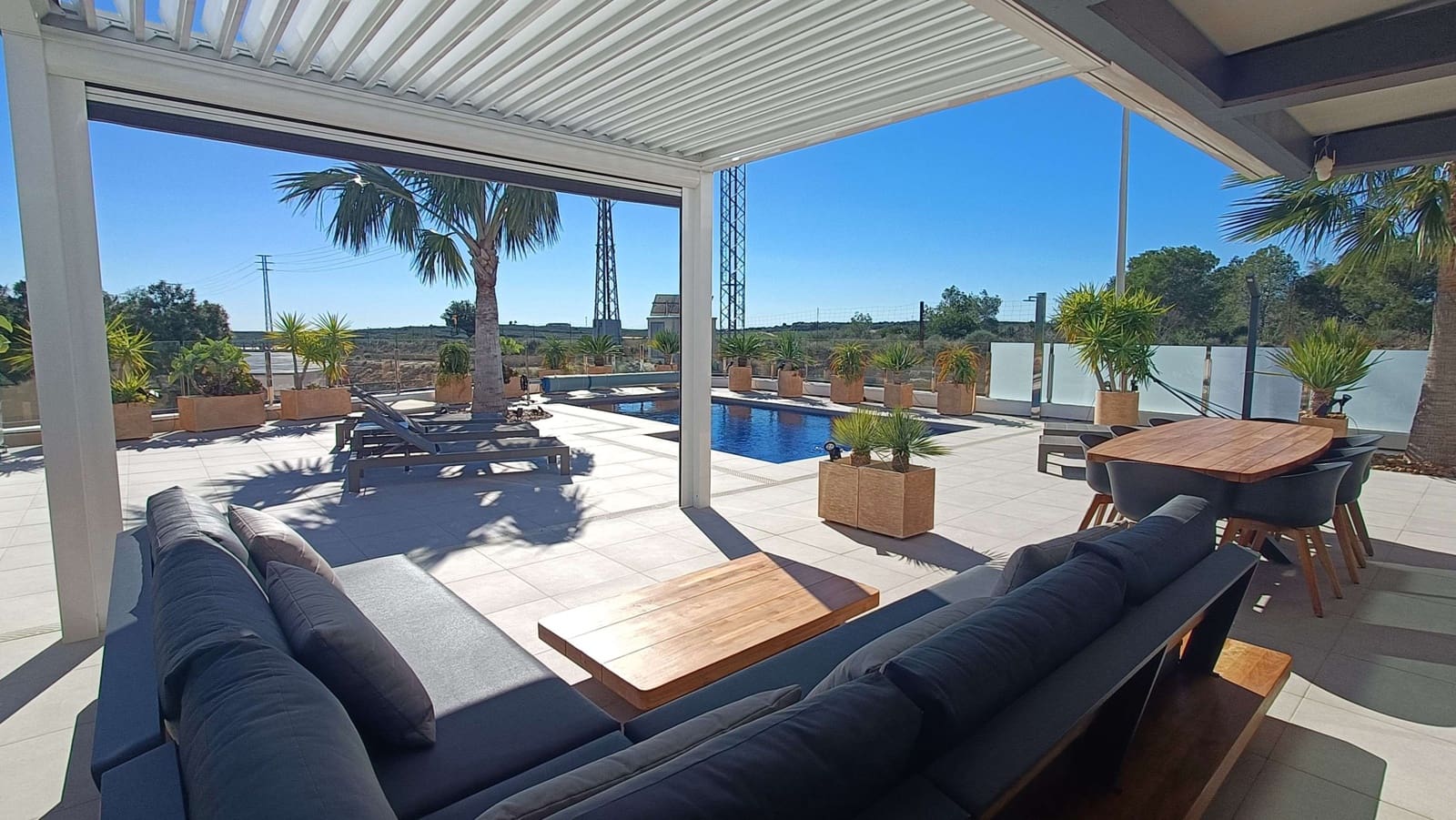 3 soverom Villa til salgs i Los Montesinos med svømmebasseng garasje - € 729 000 (Ref: 9690761)