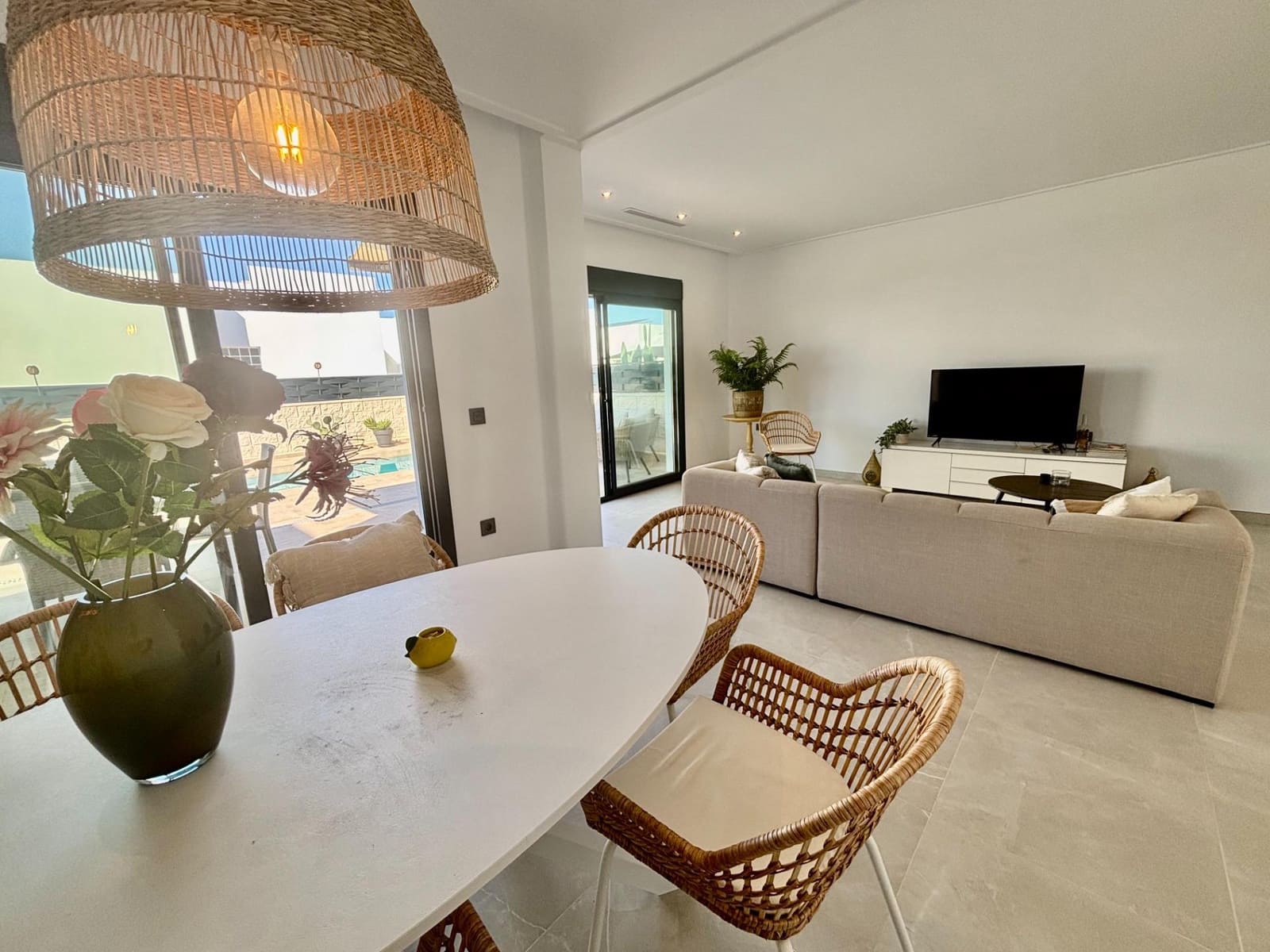 3 Zimmer Villa zu verkaufen in Benijofar mit Pool - 429.500 € (Ref: 9690771)