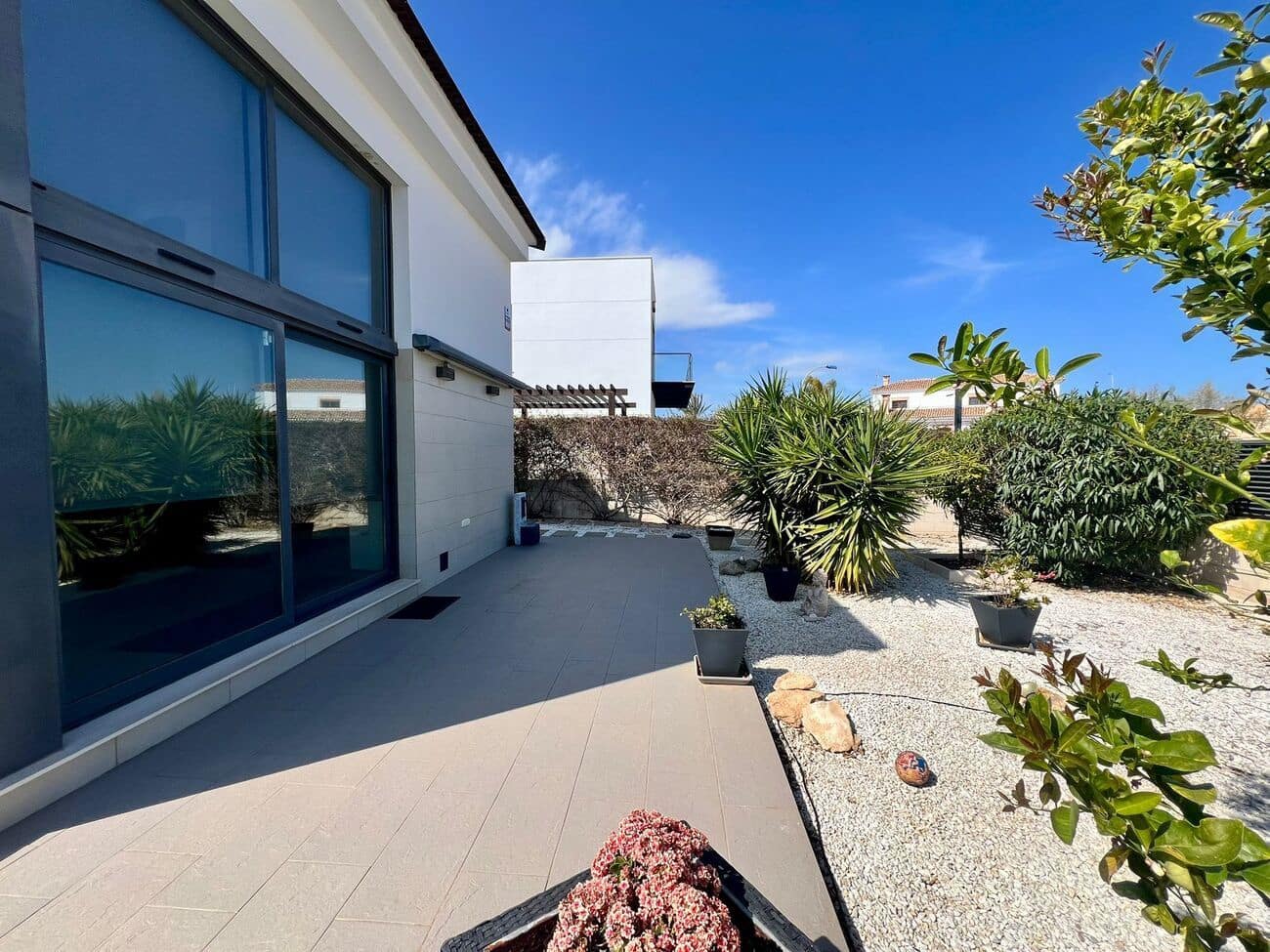 2 bedroom Villa for sale in San Javier with pool - € 439,500 (Ref: 9690772)