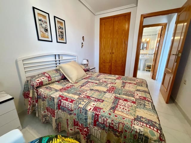 1 makuuhuone Huoneisto myytävänä paikassa Los Europeos, Torrevieja mukana uima-altaan - 165 000 € (Ref: 9690788)