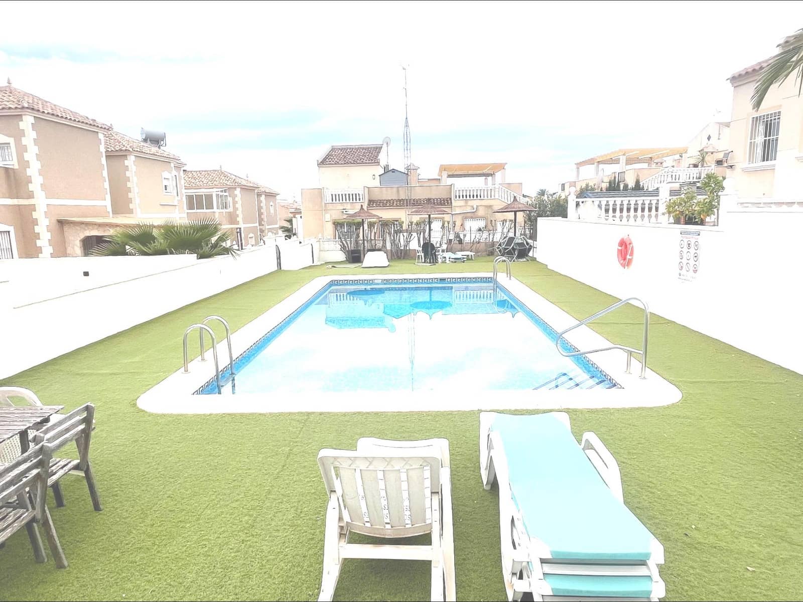 3 bedroom Apartment for sale in Filipinas with pool - € 259,900 (Ref: 9690817)