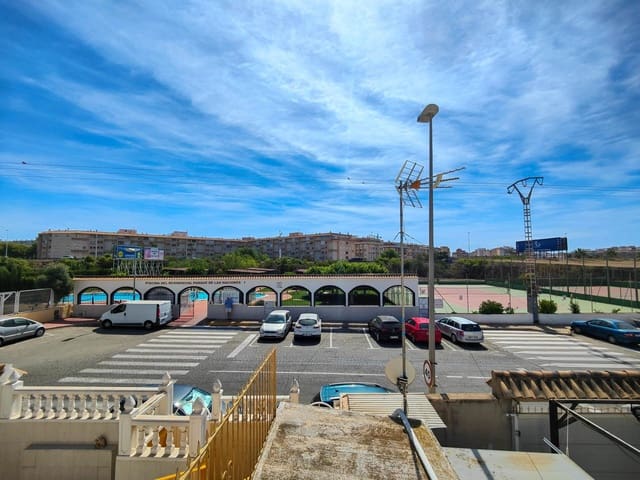 Ático de 3 habitaciones en Parque de las Naciones, Torrevieja en venta - 154.500 € (Ref: 9690828)