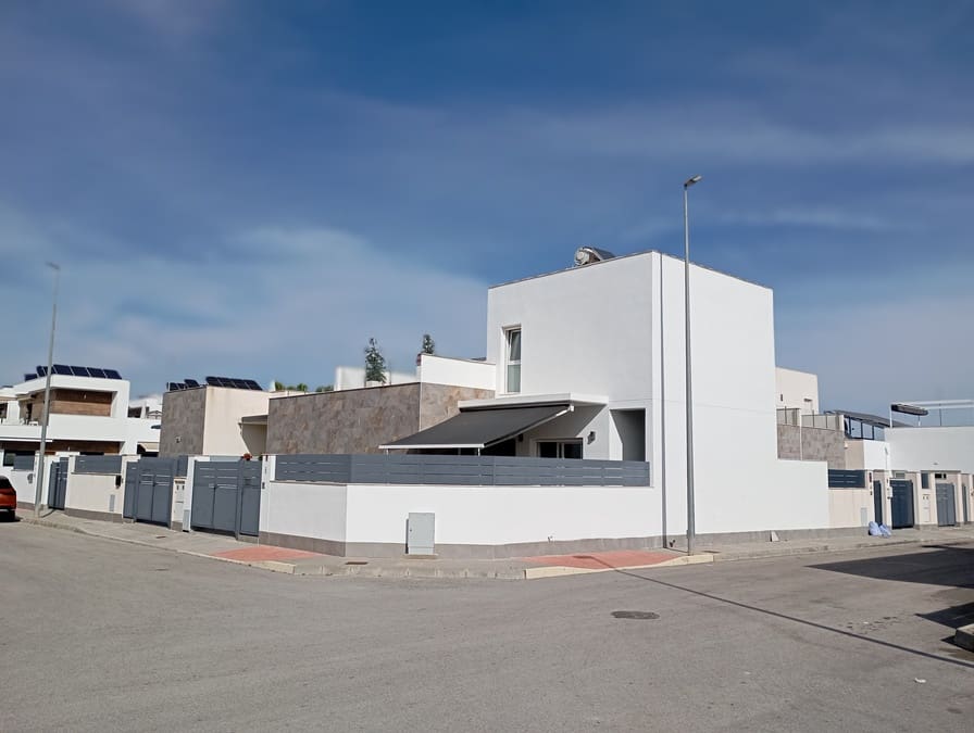 3 quarto Moradia para venda em Daya Vieja - 295 000 € (Ref: 9690833)