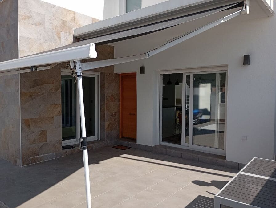 3 quarto Moradia para venda em Daya Vieja - 295 000 € (Ref: 9690833)