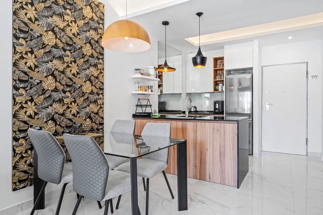 2 soveværelse Lejlighed til salg i El Raso, Guardamar del Segura med garage - € 265.000 (Ref: 9690841)