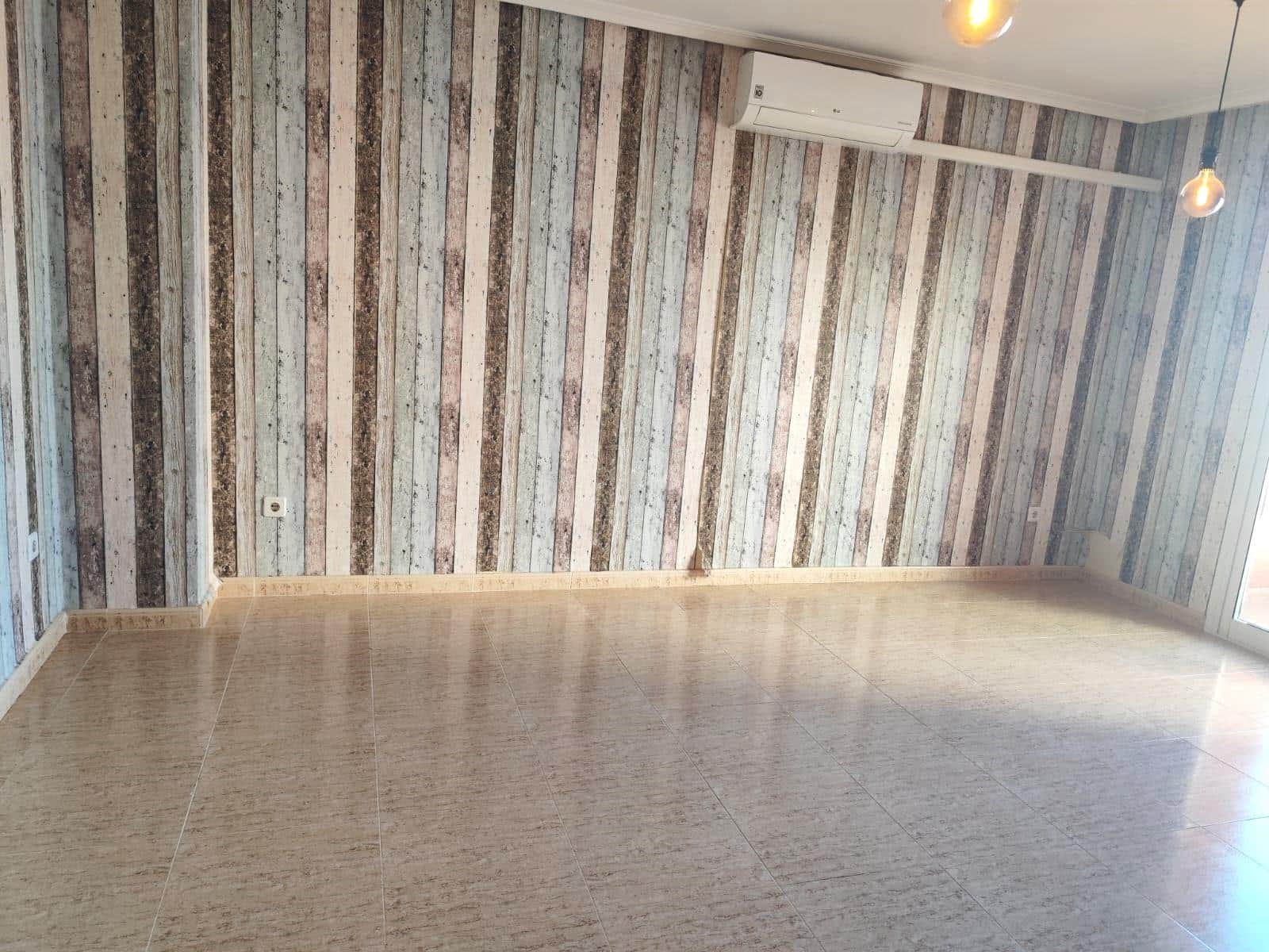 2 quarto Apartamento para venda em Torrevieja - 135 000 € (Ref: 9690853)