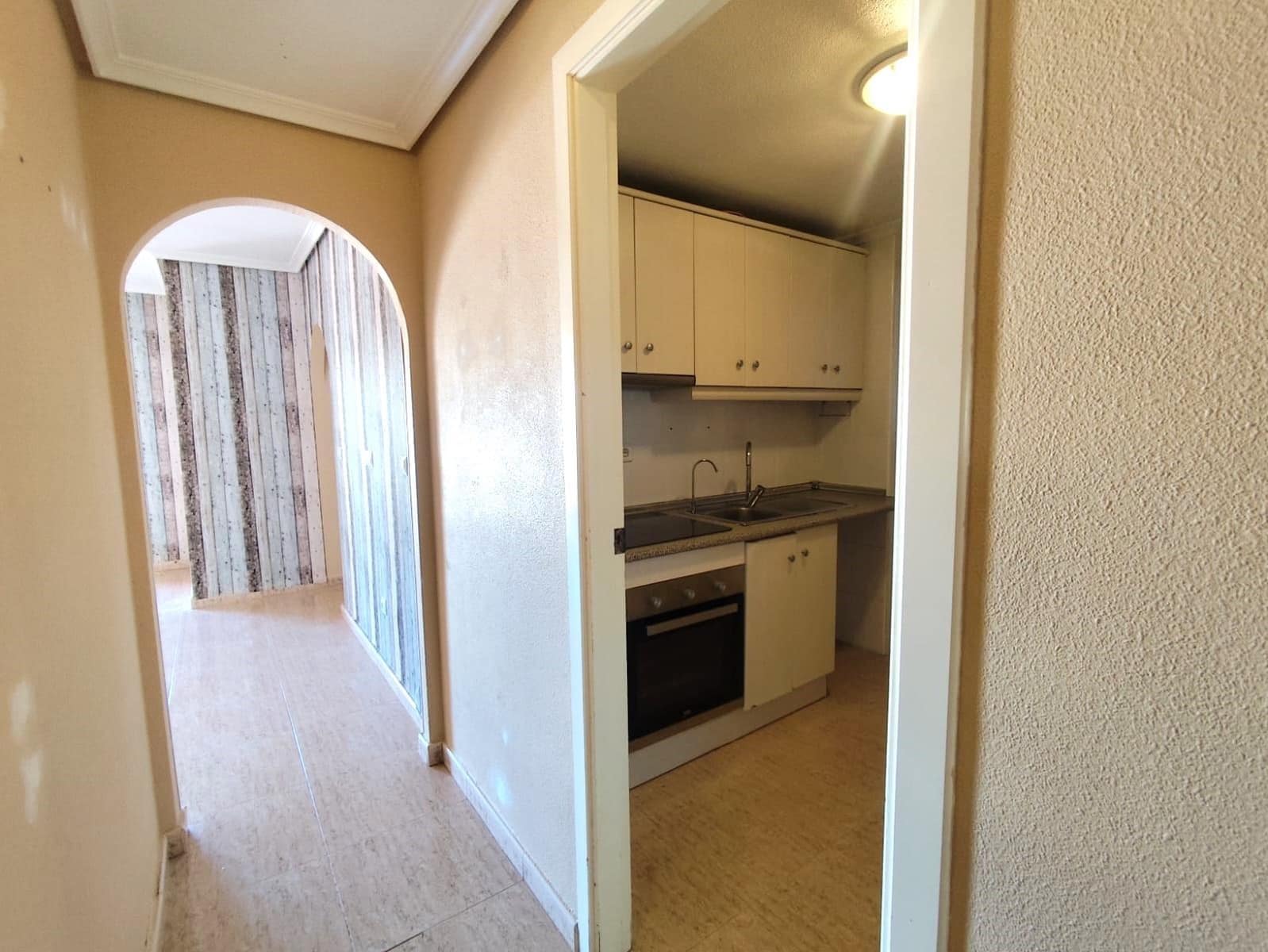 2 quarto Apartamento para venda em Torrevieja - 135 000 € (Ref: 9690853)