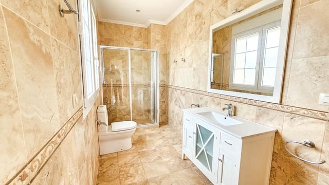 7 Zimmer Villa zu verkaufen in Cabo Roig mit Pool - 1.700.000 € (Ref: 9690858)