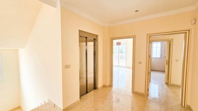 7 Zimmer Villa zu verkaufen in Cabo Roig mit Pool - 1.700.000 € (Ref: 9690858)
