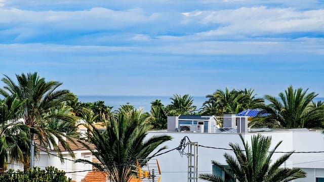 7 Zimmer Villa zu verkaufen in Cabo Roig mit Pool - 1.700.000 € (Ref: 9690858)