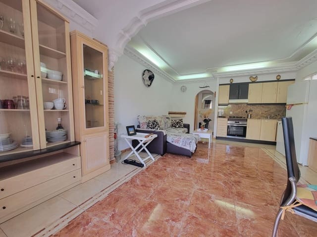 2 slaapkamer Rijtjeshuis te koop in El Chaparral - La Siesta - La Torreta, Torrevieja - € 138.000 (Ref: 9690876)